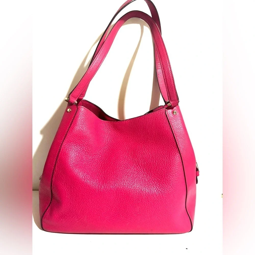 Kate Spade Pink Shoulder Bag with Modern Design